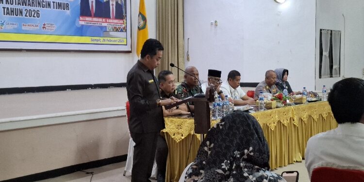 Ketua DPRD Kotim, Rimbun.