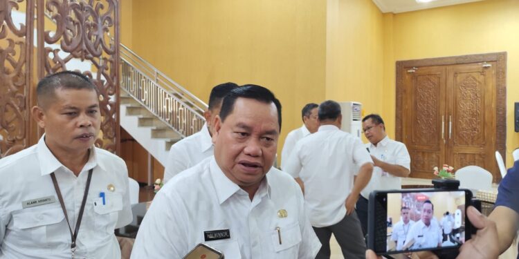 Foto: MATA KALTENG - Bupati Kotim, Halikinnor.
