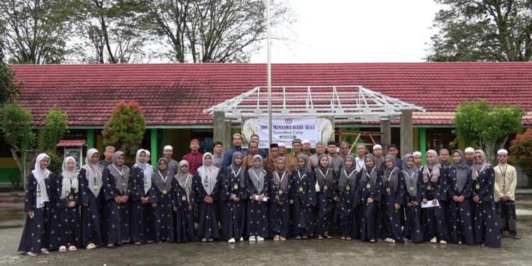 Foto:DIAN/MATA KALTENG - Kegiatan Ramadhan Camp di SDN 3 MB Hulu, 10 Maret 2025.