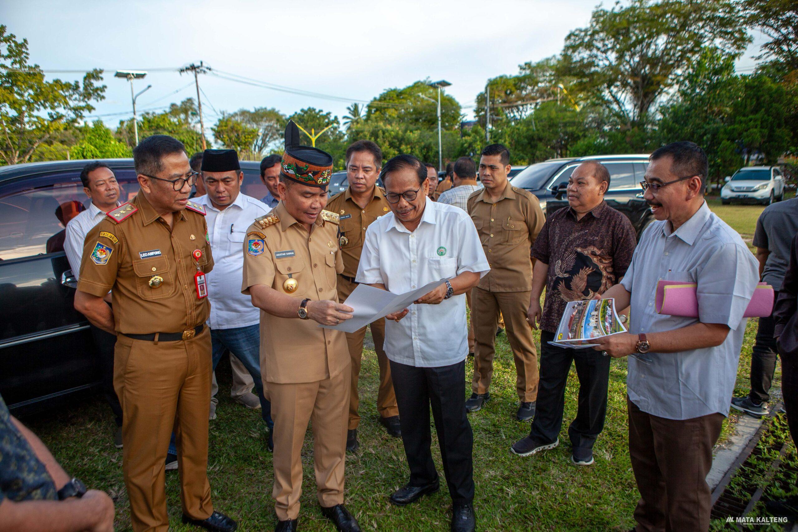 Gubernur Kalteng Janji Bangun Kembali Gereja Maranatha yang Terbakar