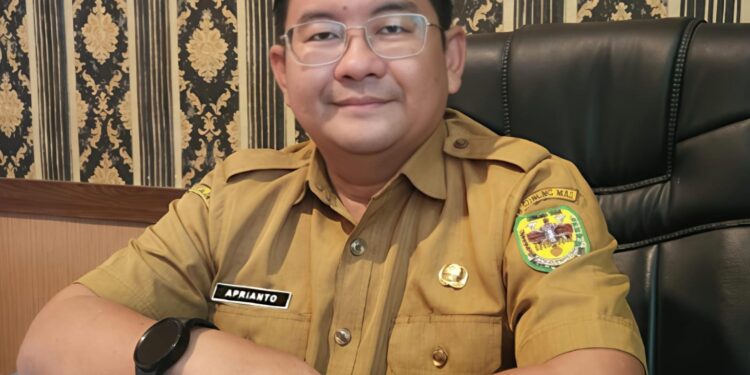 FOTO: MATAKALTENG - Kepala Disdikpora Kabupaten Gumas Aprianto.