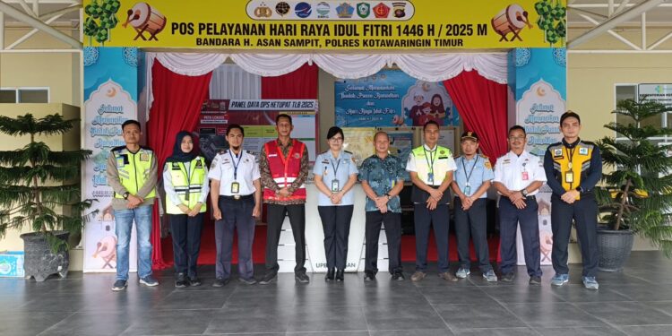 Foto: IST/MATA KALTENG - Pembukaan posko pelayanan arus mudik dan balik di Bandara H Asan Sampit, 21 Maret 2025.