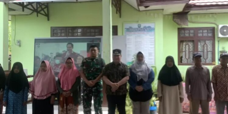 Foto: IST/MATA KALTENG - Pembukaan pasar murah di Kecamatan Kota Besi yang dihadiri Bupati dan Wakil Bupati Kotim, 28 Maret 2025.