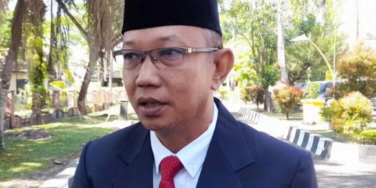 Foto: MATA KALTENG - Kepala Disdukcapil Kotim Agus Tripurna. T.