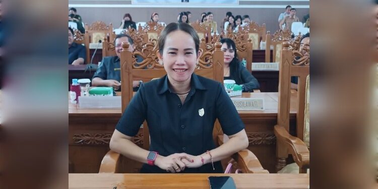 FOTO : MATAKALTENG - Wakil Ketua I DPRD Kabupaten Gumas Nomi Aprilia.