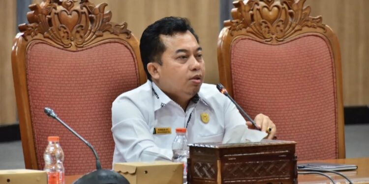 Foto: MATA KALTENG - Ketua DPRD Kotim Rimbun.