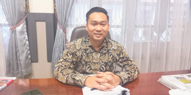 Foto:MATA KALTENG - Ketua Komisi I DPRD Kotawaringin Timur (Kotim), Angga Aditya Nugraha.
