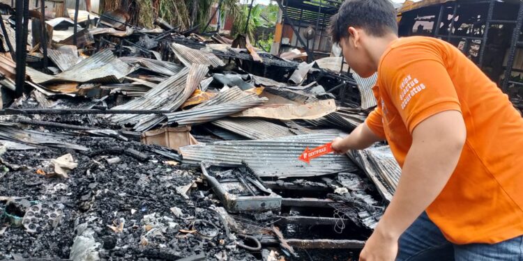 FOTO: MATAKALTENG - Tim Inafis Polresta Palangka Raya pada saat melakukan olah TKP.