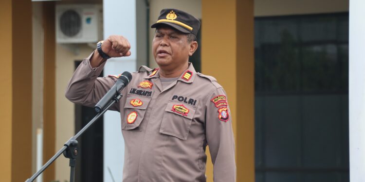 FOTO: MATAKALTENG - Kabagren Polresta Palangka Raya, AKP I Wayan Sukarya, pada saat memberikan arahan kepada personel.