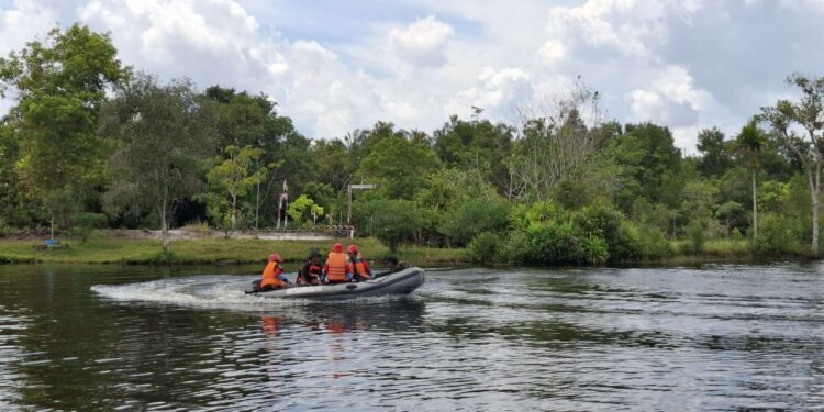 Foto:DIAN/MATA KALTENG -Pelatihan Water Rescue oleh BPBD Kotim, 22 April 2025.