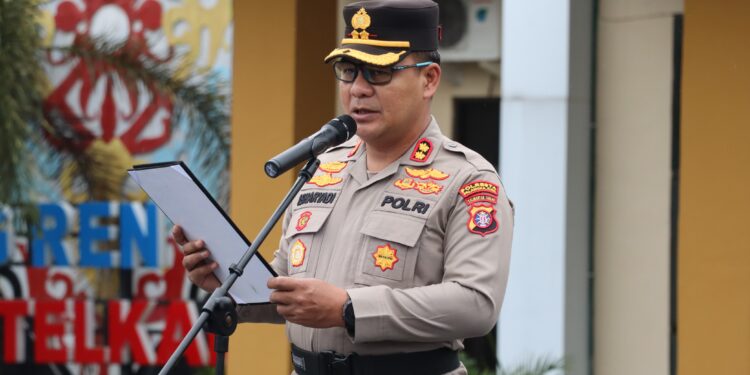 FOTO: MATAKALTENG - Wakapolresta Palangka Raya, AKBP Moch. Isharyadi Fitriawan, pada saat memberikan arahan.