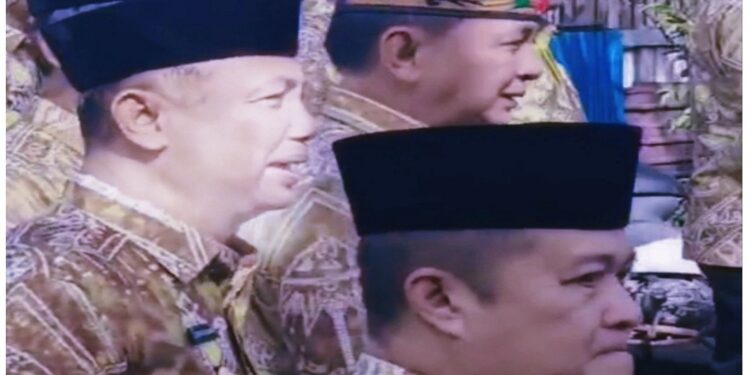 FOTO: IST/MATAKALTENG - Bupati Barsel H.Eddy Raya Samsuri beserta rombongan Kepala Daerah Lainnya pada saat menghadiri HUT Kabupaten Hulu Sungai Utara.