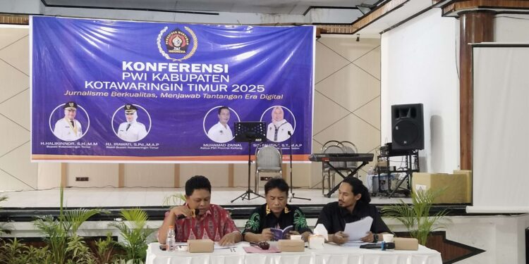 FOTO: AGUS/MATAKALTENG- Suasa Konferensi PWI Kotim 2025.