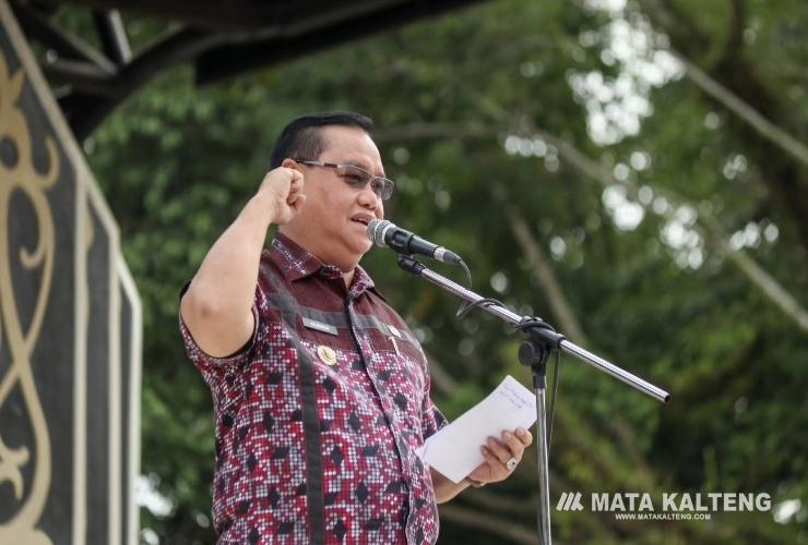 Evaluasi Program Ekskavator, Bupati Kotim Siap Tarik Alat Berat dari Kecamatan