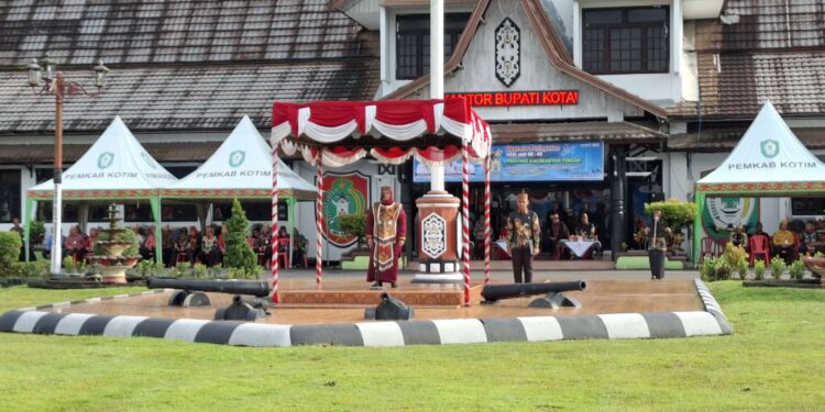 Foto: DIAN/MATA KALTENG - Upacara peringatan hari jadi Kalteng ke 68 di Kabupaten Kotim, 23 Mei 2025.
