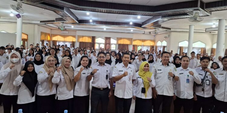 Foto:DIAN/MATA KALTENG - PPPK Tahap I yang terima SK pengakatan di lingkup Pemkab Kotim, 28 Mei 2025.