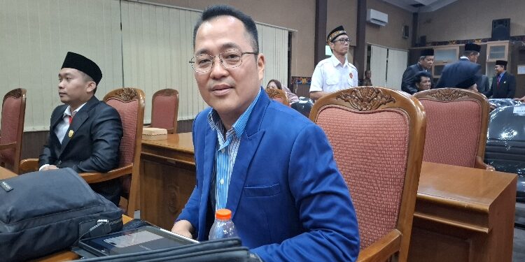 Anggota Komisi II DPRD Kotim, Hendra Sia.