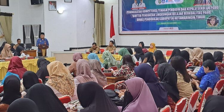 Foto: DIAN/MATA KALTENG - Bimtek penguatan lingkungan belajar bagi tenaga pendidik PAUD se Kotim, 2 Juni 2025.