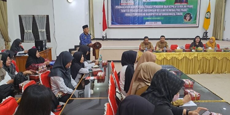 FOTO: DIAN/MATA KALTENG - Bimtek penguatan lingkungan belajar bagi tenaga pendidik PAUD se Kotim, Selasa 2 Juni 2025.