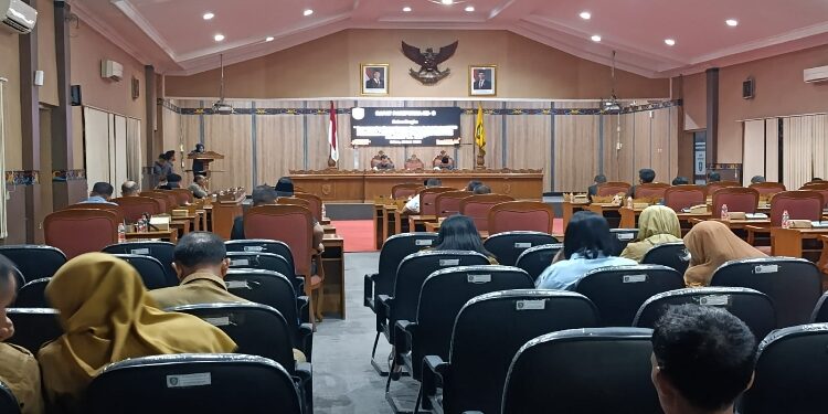 FOTO: IST/MATA KALTENG - Rapat paripurna penyampaian Perubahan Kebijakan Umum Anggaran (KUA) dan Prioritas Plafon Anggaran Sementara (PPAS) Tahun Anggaran 2025, Selasa 10 Juni 2925.