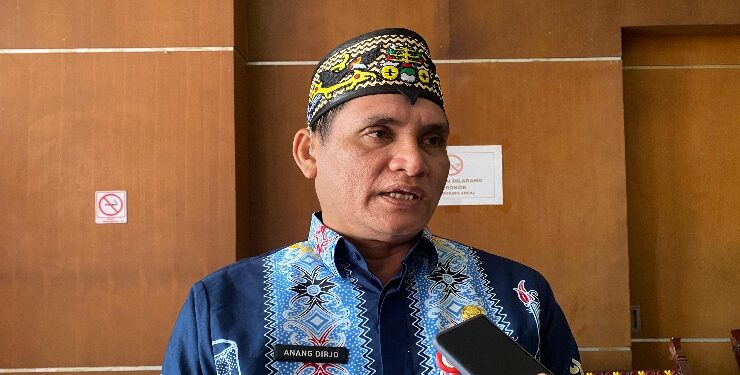 FOTO : IST/MATAKALTENG - Kepala Badan Pendapatan Daerah (Bapenda) Kalteng, Anang Barjo, saat memberikan keterangannya kepada awak media pada, Kamis 12 Juni 2025.