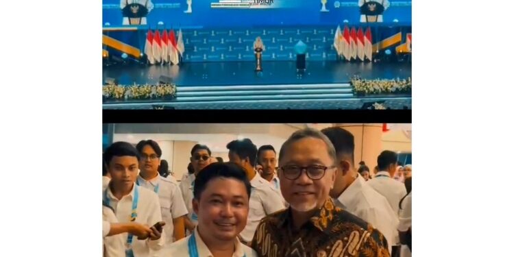 FOTO: IST/MATAKALTENG - Ketum HIPMI Kotim, Muhammad Rifki (kiri baju putih) saat berfoto bersama Menteri Koordinator (Menko) Bidang Pangan Zulkifli Hasan usai acara Peringatan Hari Kewirausahaan Nasional dan HUT HIPMI ke 53 di Jakarta 10-11 Juni 2025.