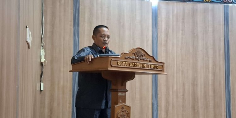 Foto:MATA KALTENG - Ketua Fraksi Golkar Abdul Kadir.