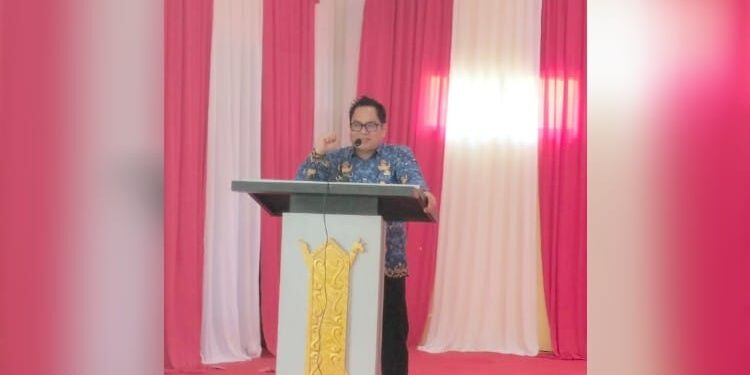 FOTO: MATAKALTENG - Kadisdik Barsel Syahdani.