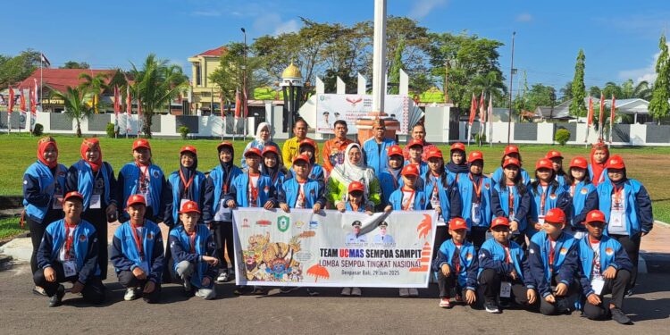 Foto: DIAN/MATA KALTENG - Pelepasan UCMAS Sempoa Sampit mengikuti Olimpiade Aritmatika Sempoa Tingkat Nasional ke Denpasar Bali di Halaman Rujab Bupati Kotim, 26 Juni 2025.