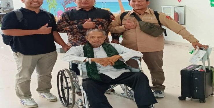 FOTO : IST/MATAKALTENG - Fauzi Hasan, Jemaah Haji dari Kotawaringin Barat, Kembali ke Indonesia Setelah Dirawat di Arab Saudi.