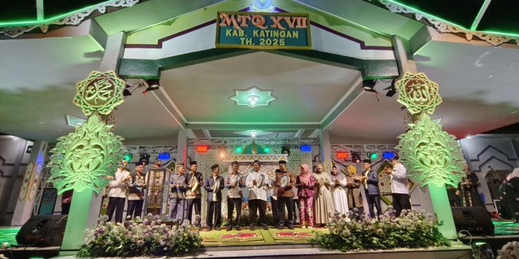 FOTO : MATAKALTENG - Bupati Katingan Saiful, saat membuka pelaksanaan MTQ ke - XVII di Kabupaten Katingan.