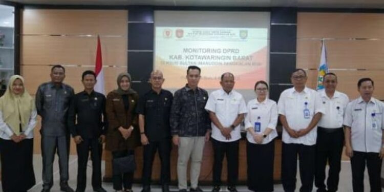 FOTO: IST/MATAKALTENG -
Kunjungan Komisi A DPRD Kobar ke RSSI Pangkalan Bun, Rabu 5 Maret 2025.