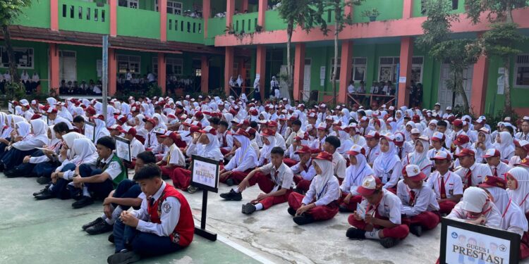 Foto:IST/MATA KALTENG - MPLS di SMPN 1 Sampit, 14 Juli 2025.