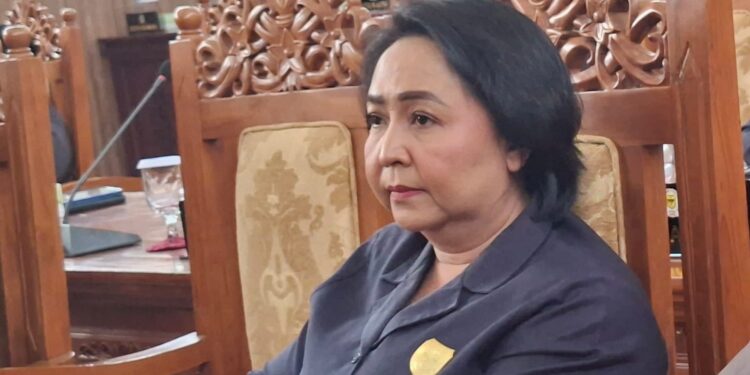 FOTO : MATAKALTENG - Ketua Komisi III DPRD Kabupaten Gumas Iceu Purnamasari.
