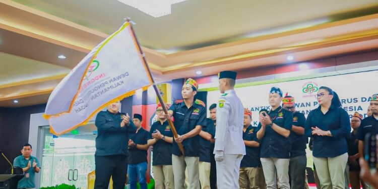 FOTO: IST/MATAKALTENG - Deden Agustiar Sabran resmi dilantik sebagai Ketua Dewan Pengurus Daerah (DPD) Pemuda Tani Indonesia Provinsi Kalimantan Tengah (Kalteng) untuk periode 2025–2023.