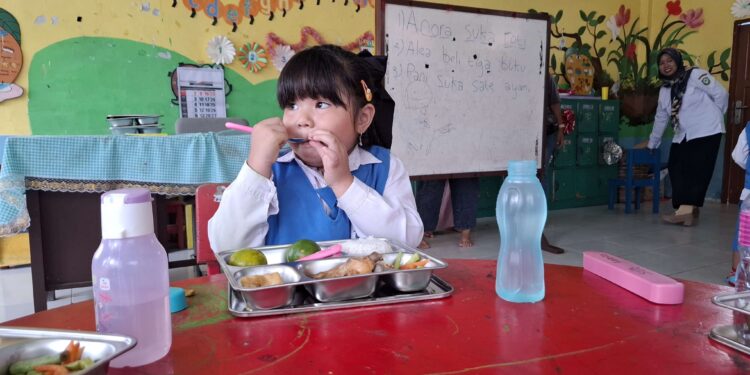 Foto: DOK/MATA KALTENG - Program MBG di TK Pembina Kotim.