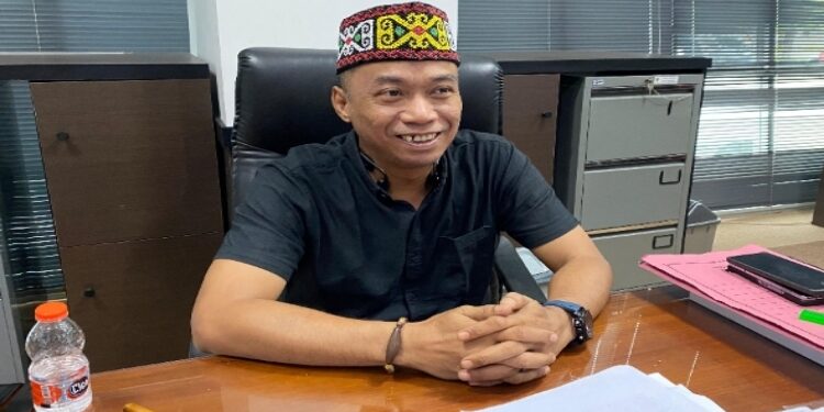 Wakil Ketua Komisi II, Bambang Irawan, saat ditemui di ruang Komisi DPRD Provinsi Kalimantan Tengah.