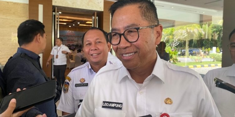 Plt Sekretaris Daerah Kalteng, Leonard S. Ampung.