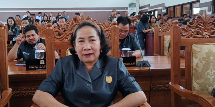 FOTO: MATAKALTENG - Ketua Komisi I DPRD Kabupaten Gunung Mas Rusmila.