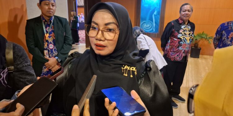 Foto:MATA KALTENG - Wakil Bupati Kotim Irawati.