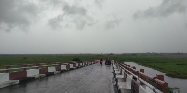 FOTO: MATAKALTENG - Jembatan Jelai penghubung Kabupaten Sukamara Kalimantan Tengah dengan Kabupaten Ketapang Kalimantan Barat.