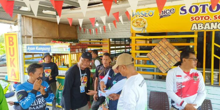 Foto:IST/MATA KALTENG - Kebersamaan DLH Kotim bersama anggota Pedorsa, 8 Agustus 2025.