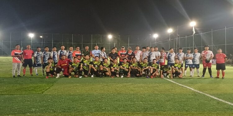FOTO: IST/MATA KALTENG - Tim mini soccer yang beradu di final LPMK Cup II Baamang Barat.