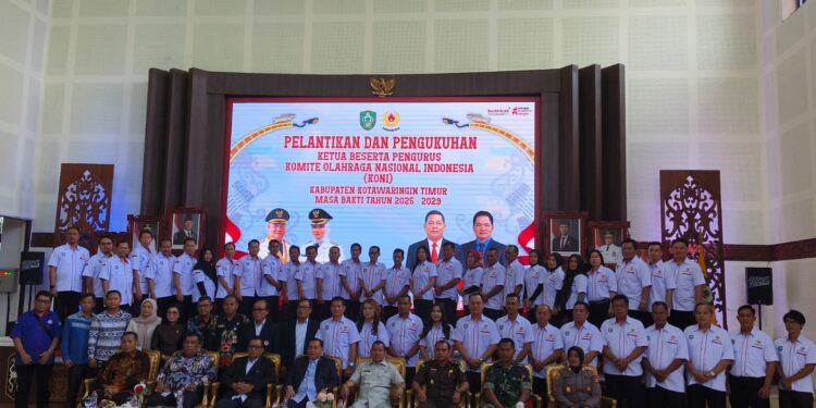 Foto:IST/MATA KALTENG - Pelantikam pengurus KONI Kotim, 14 Agustus 2025.