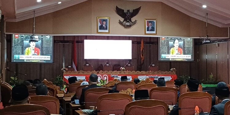 Foto:IST/MATA KALTENG - paripurna istimewa untuk menyimak pidato kenegaraan Presiden Republik Indonesia Prabowo Subianto, Jumat, 15 Agustus 2025.