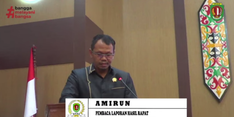 FOTO : MATAKALTENG - Anggota DPRD Katingan, Amirun. saat penyampian laporan.