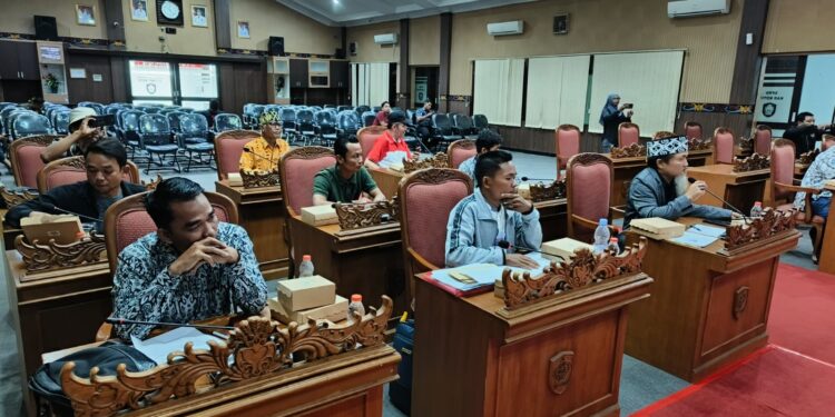 Foto:IST/MATA KALTENG - RDP warga dan PT Tanah Tani Lestari, 19 Agustus 2025.