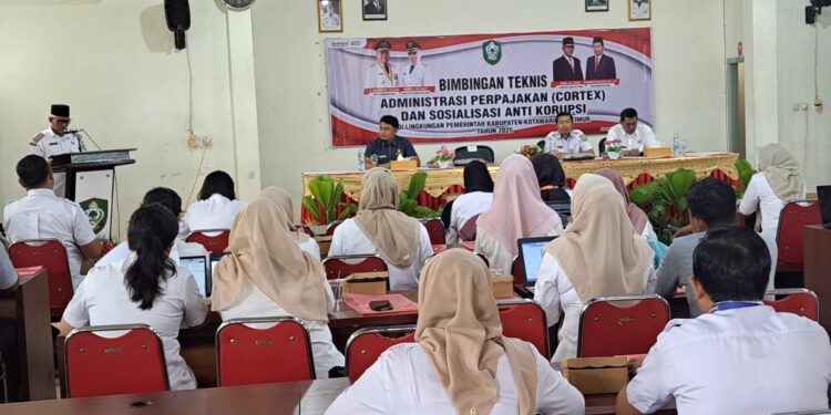 Foto:IST/MATA KALTENG - Bimbingan Teknis Administrasi Perpajakan di Sampit, 20 Agustus 2025.