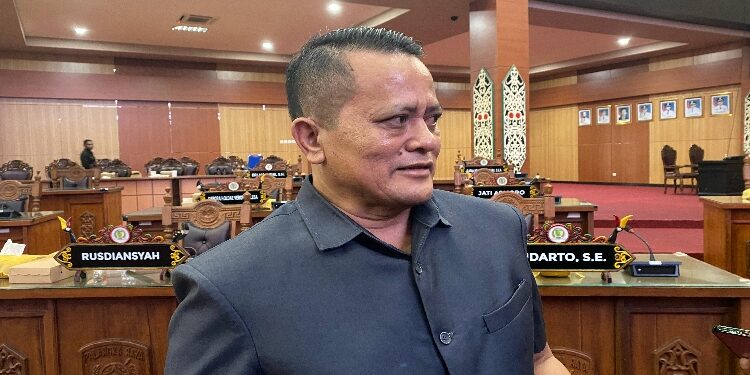 Anggota Komisi I DPRD Palangka Raya, Hatir S. Tarigan.