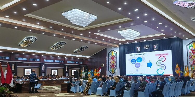 FOTO: NRA/MATAKALTENG - Suasana Rapat Koordinasi Pemerintah Daerah se-Kalteng di Aula Jayang Tingang, Kantor Gubernur Kalteng.